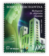 Međugorje - 25. obljetnica Gospinih ukazanja (Gospa ispred crkve)